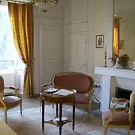 Le Chateau De Prauthoy