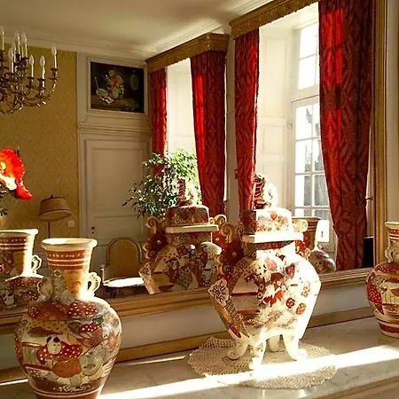 Le Chateau De Bed & Breakfast Prauthoy