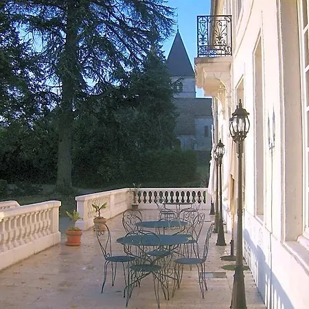 Le Chateau De Bed & Breakfast 4*