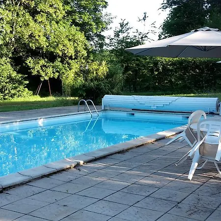 Bed & Breakfast Le Chateau De Prauthoy