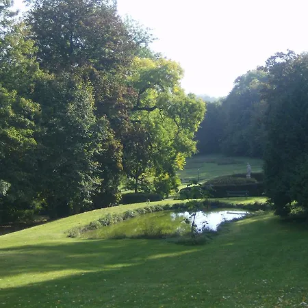 Bed & Breakfast Le Chateau De Prauthoy